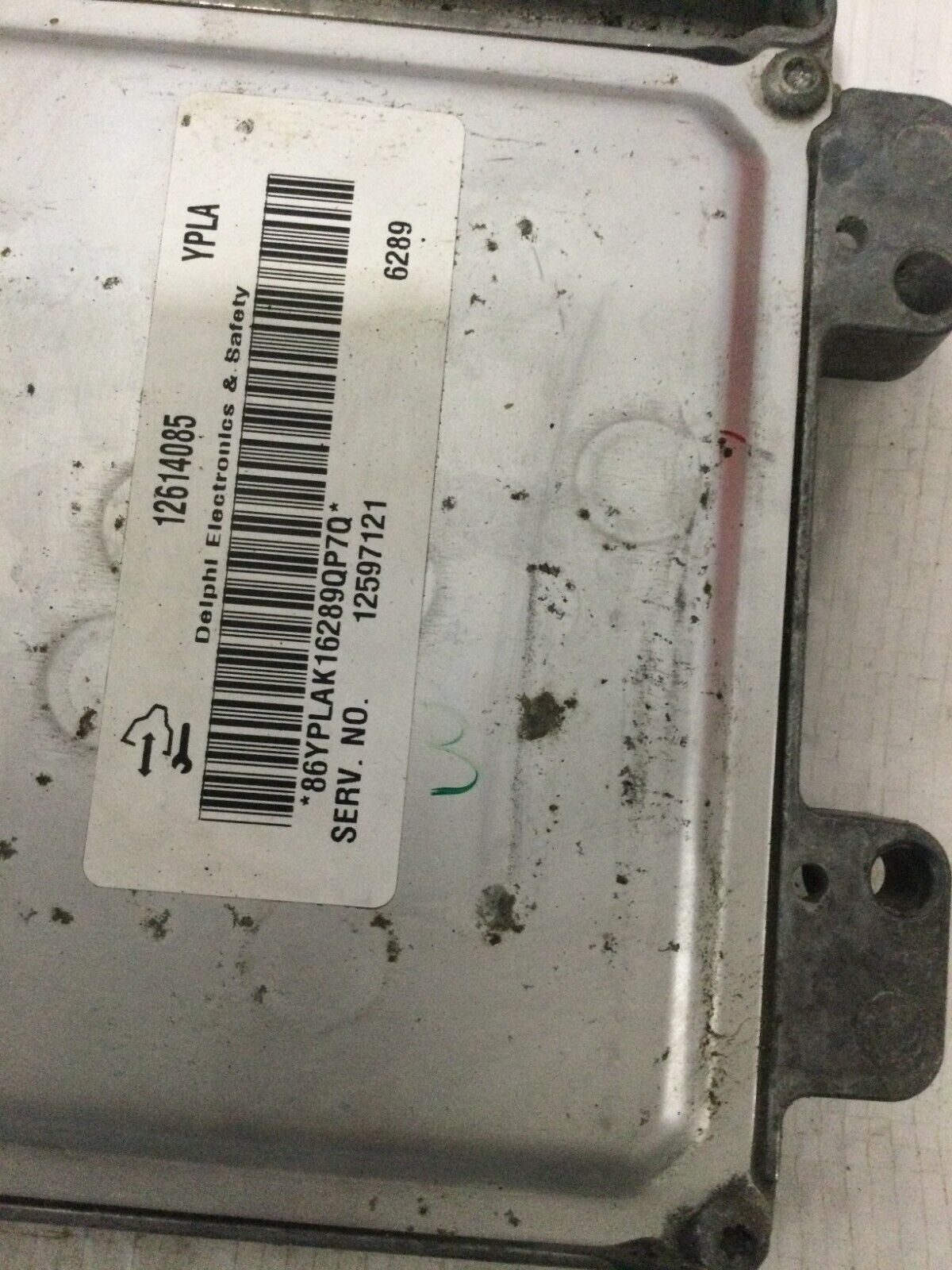 2007 GMC Sierra 1500   Engine motor Control Module  OEM 12614085