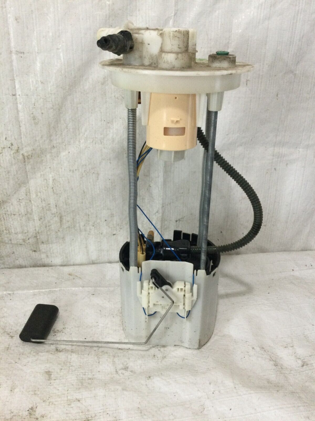 2019 Chevrolet Silverado 1500 Fuel Pump Assembly   812751138 OEM