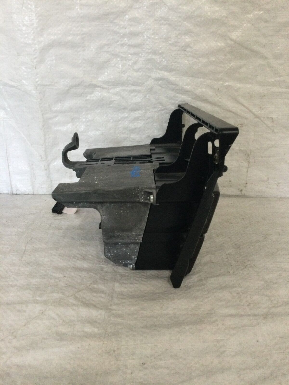 2004 BMW 745Li E65 E66 Center Console Dual Storage Wood grain OEM