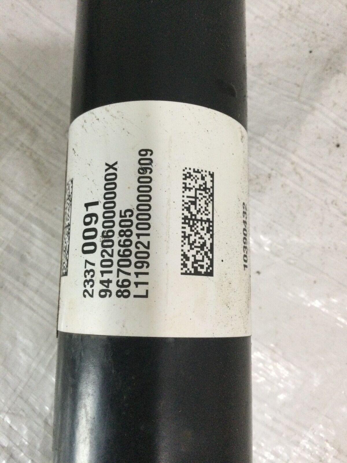2019 Chevrolet Silverado 1500 Front Drive Shaft OEM 23370091