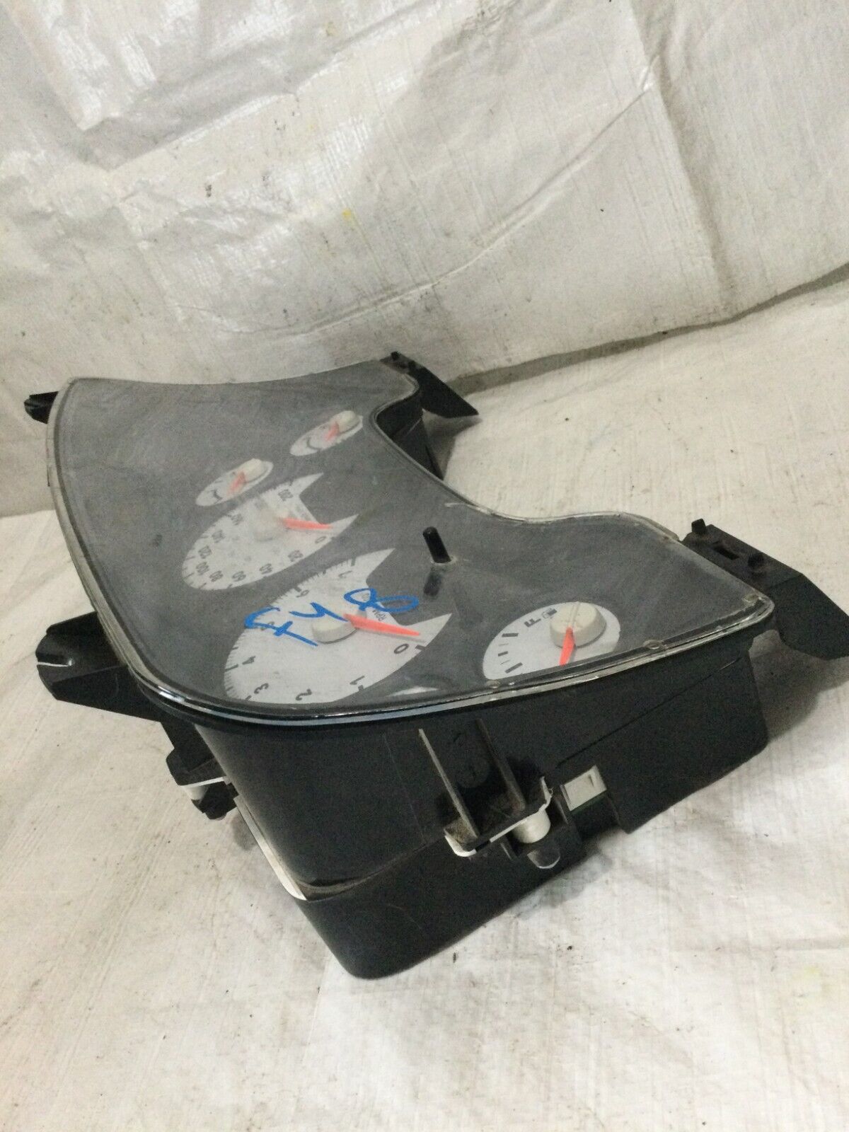 2007 Dodge Ram 1500  Speedometer Instrument Cluster KPH 05172048AE OEM
