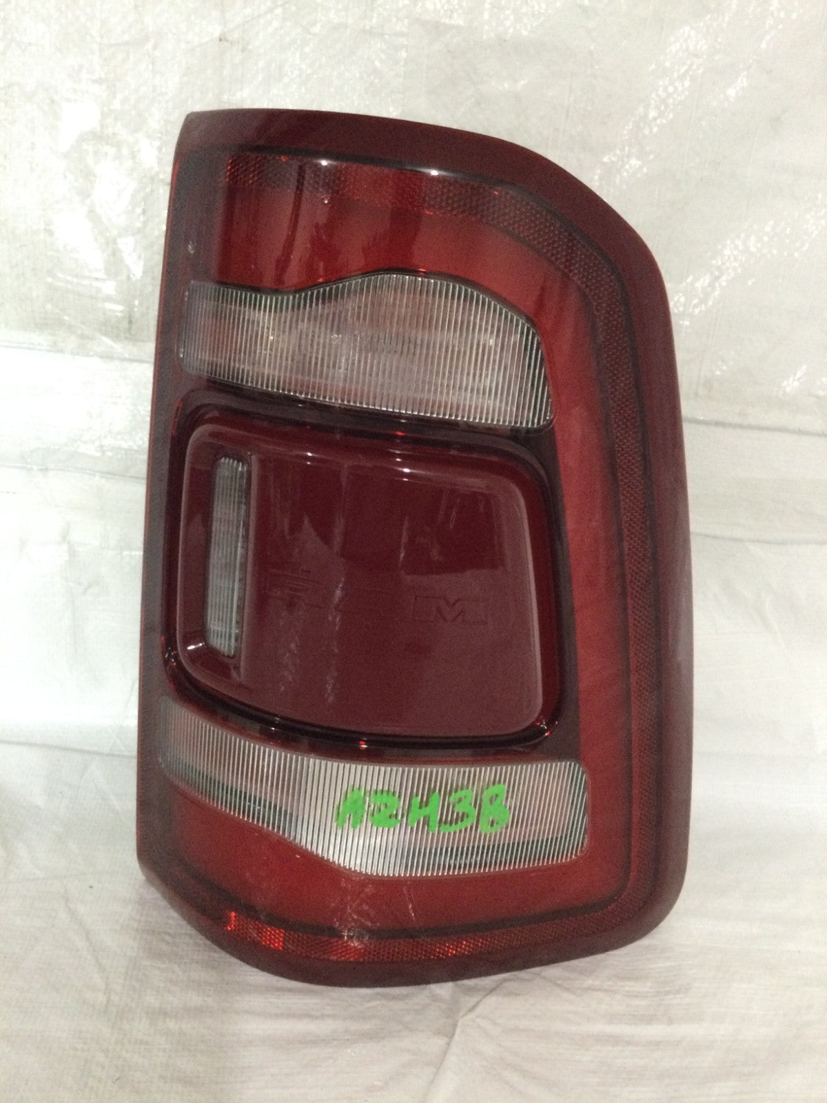 2019-2023 Dodge Ram 1500  Right Passenger Blind Spot Tail Light OEM 68262530AH