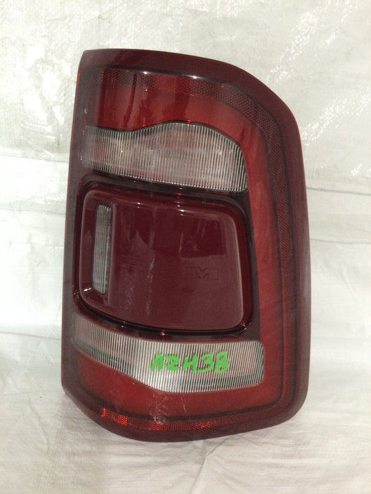 2019-2023 Dodge Ram 1500  Right Passenger Blind Spot Tail Light OEM 68262530AH