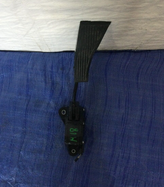 2007 Hyundai Elantra Accelerator Gas Pedal OEM