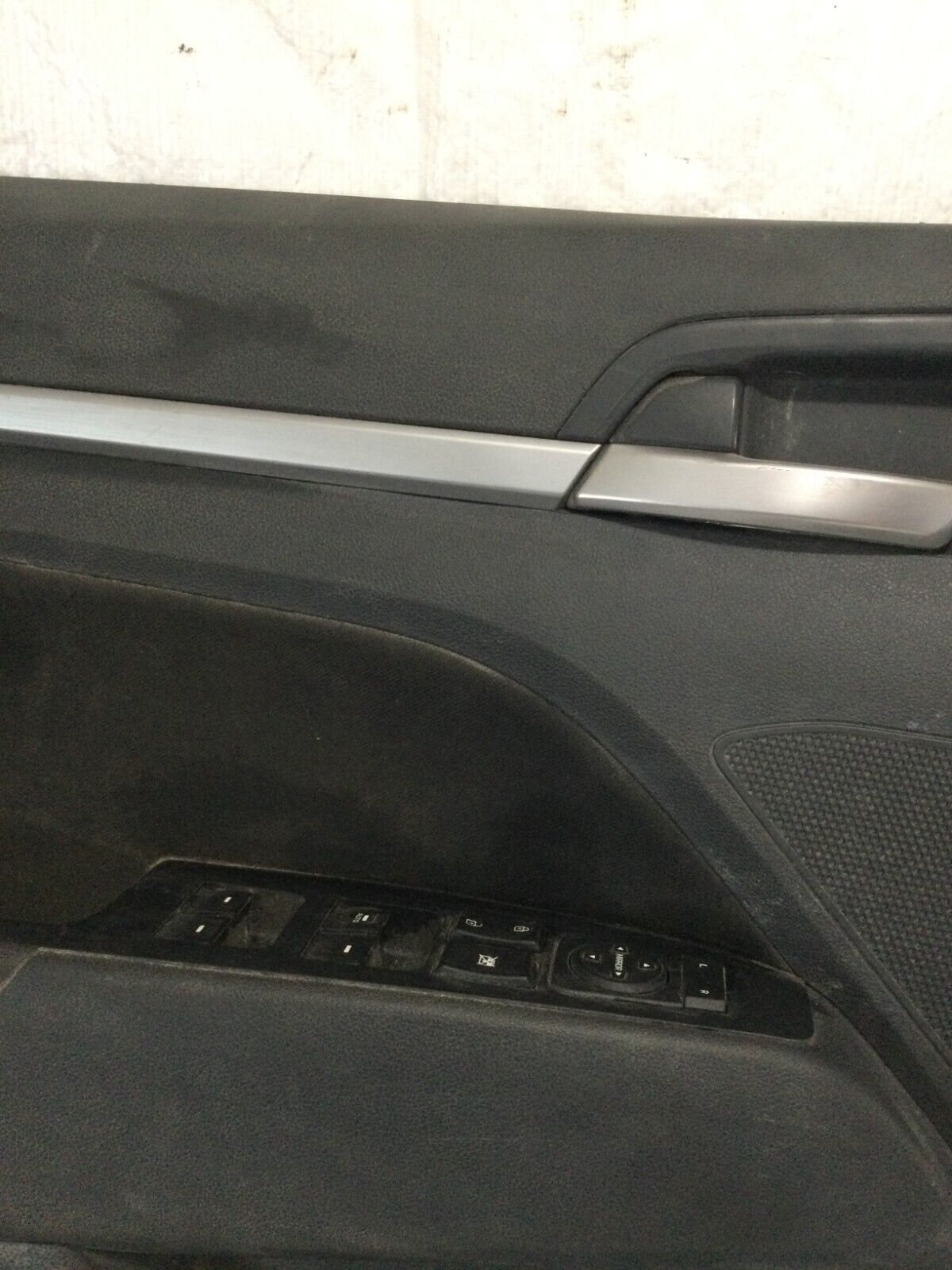 2017 Hyundai Elantra Front Left Driver Door Trim Panel OEM