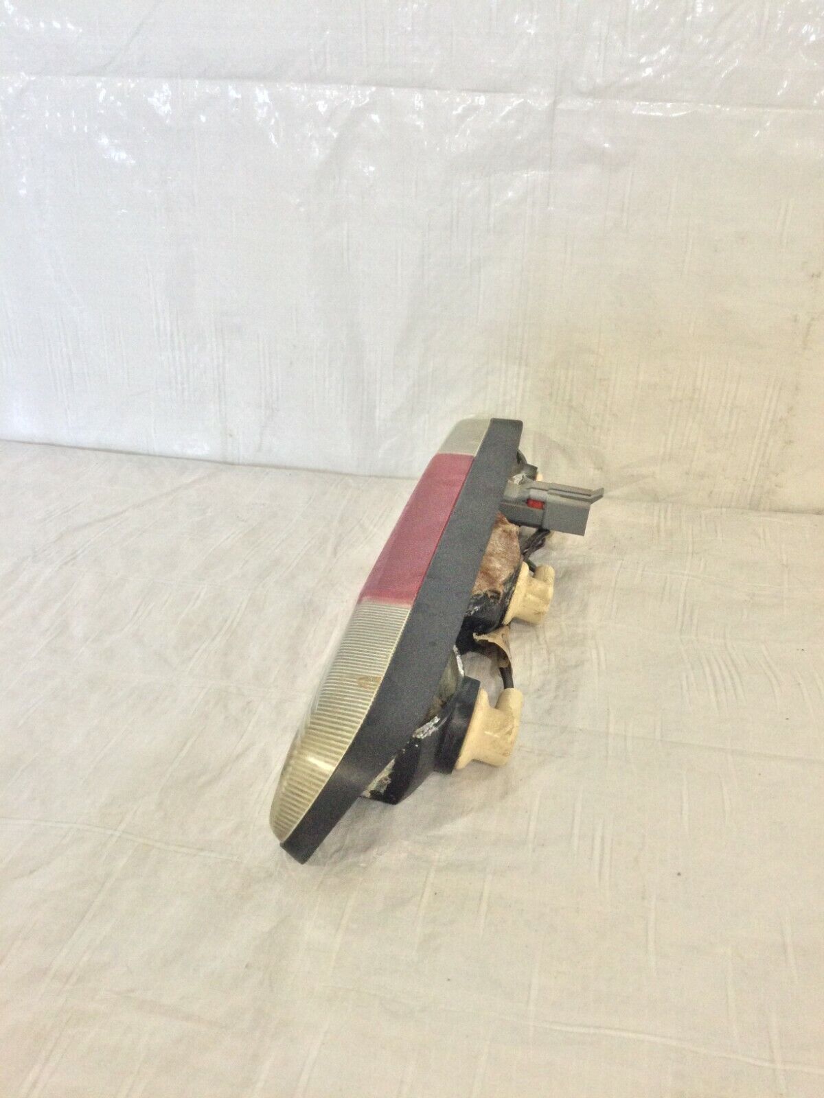 2005 Ford F350SD 3RD Brake Light Lamp OEM