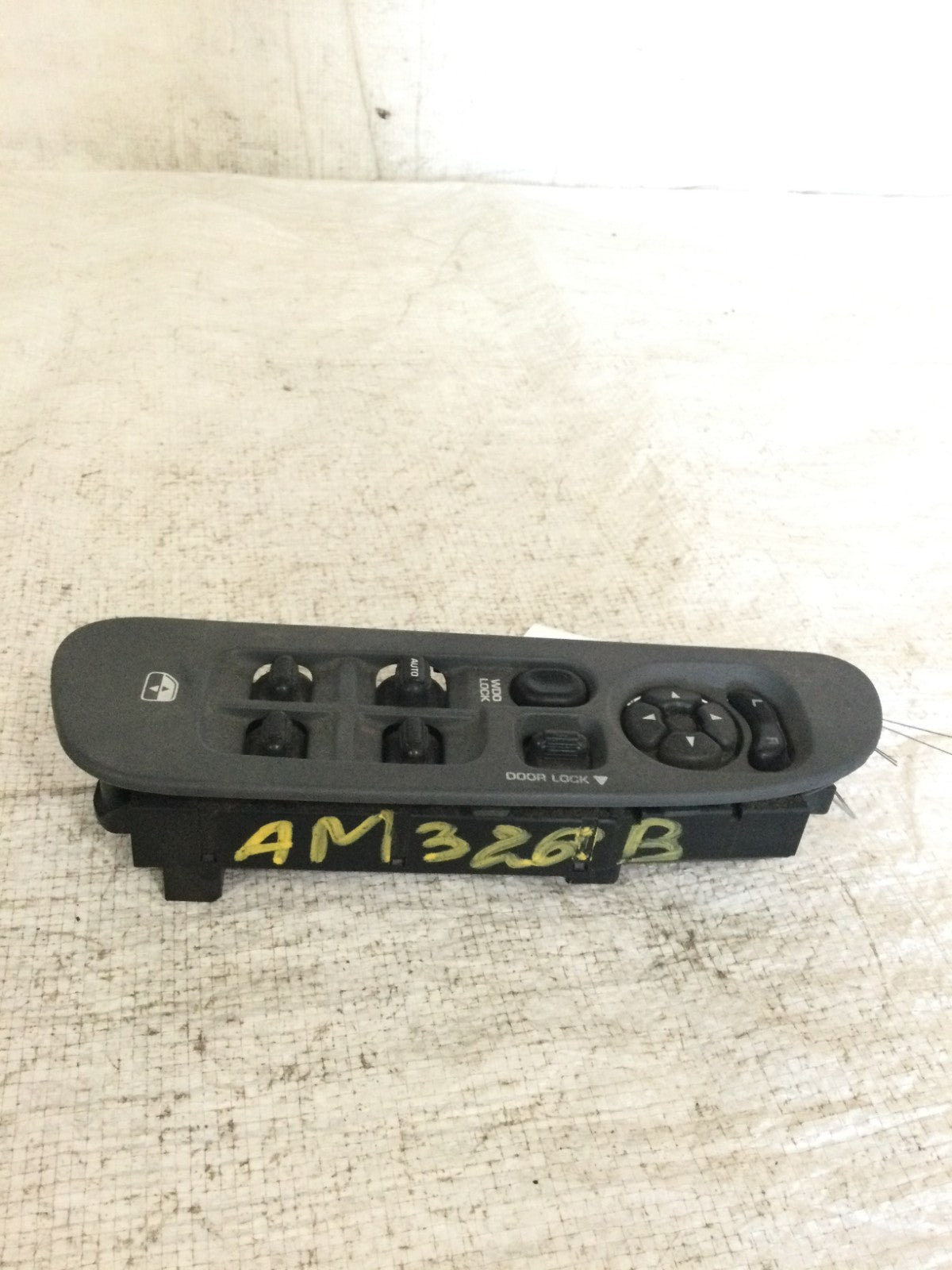 2005-2008 Dodge Ram 1500 Drivers Side Left Master Window Switch OEM 5JZ731DHAB