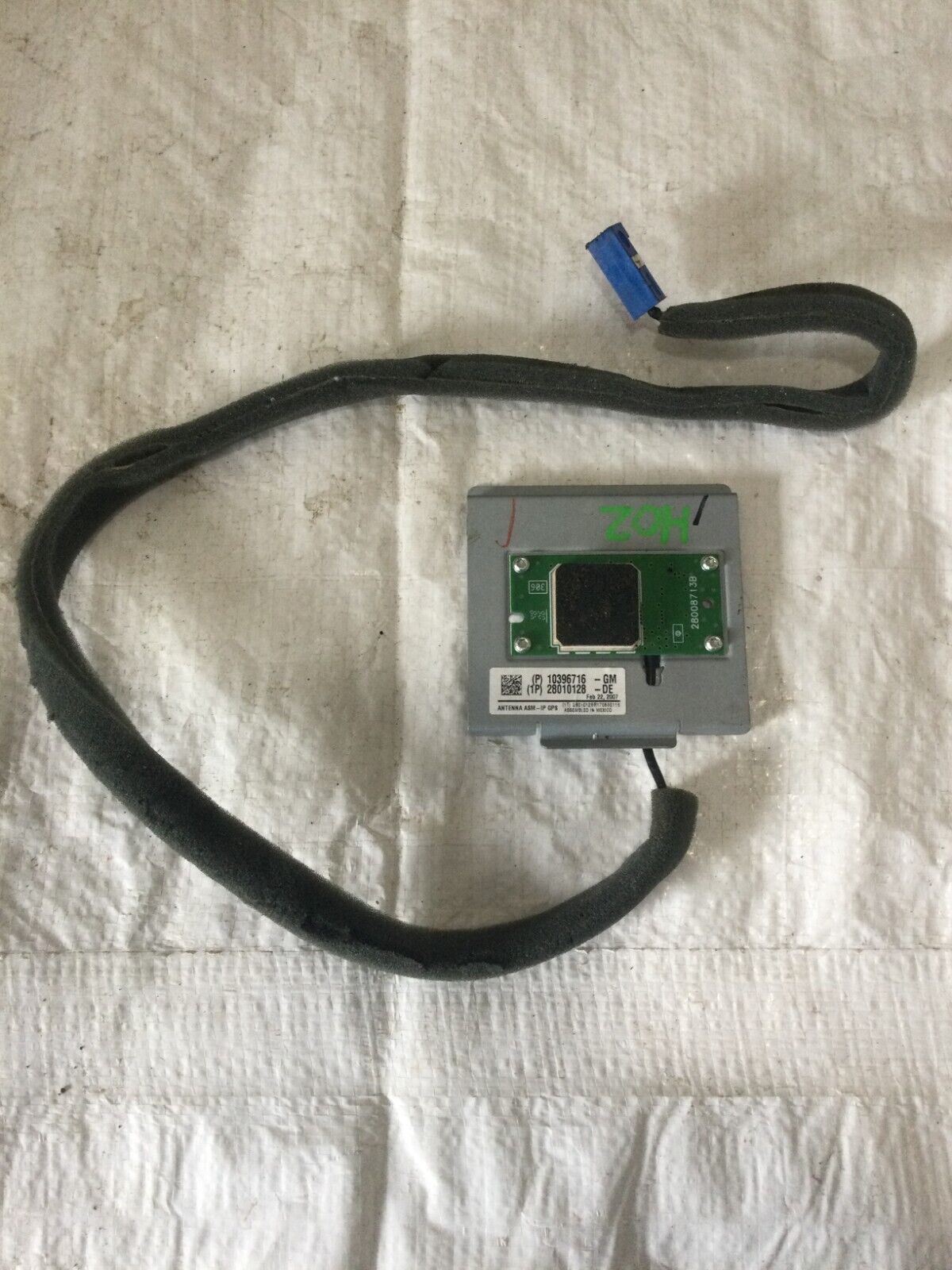 2007 Cadillac Escalade GPS Antenna OEM 10396716