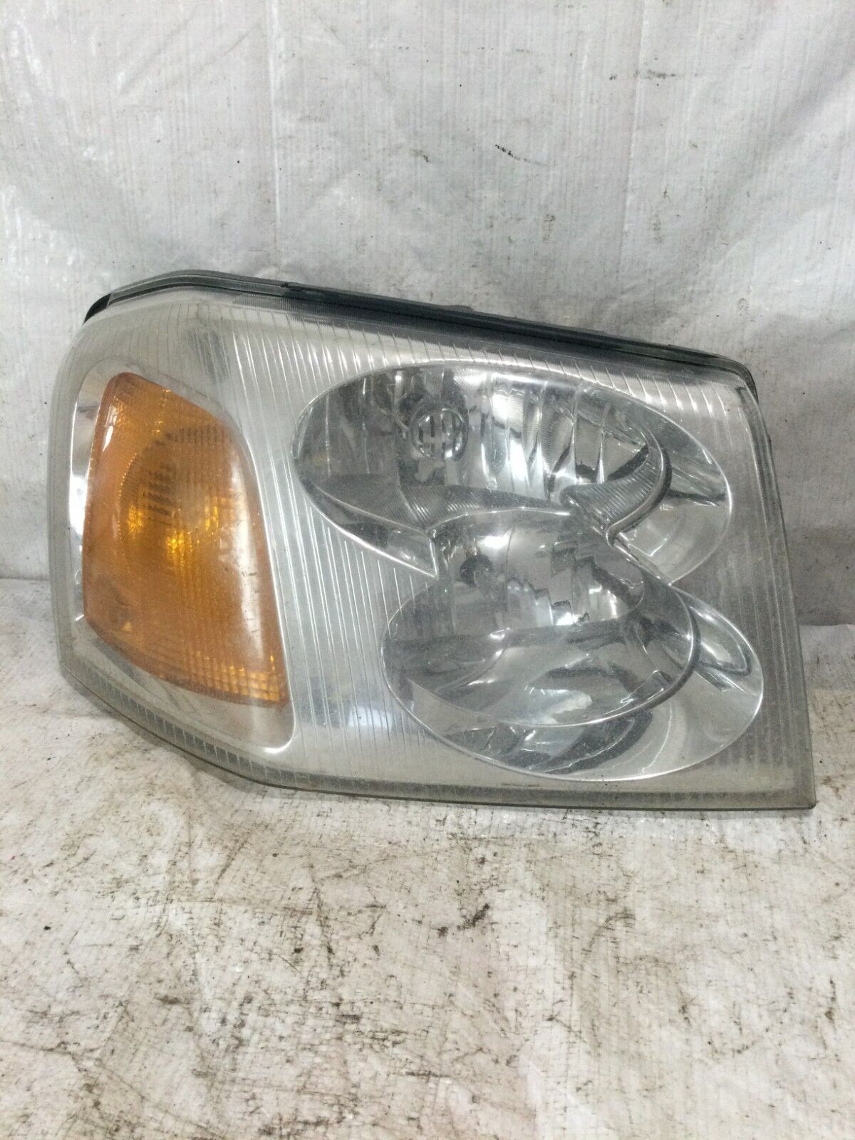 2002-2009 GMC Envoy Right Passenger Side Halogen Headlight OEM