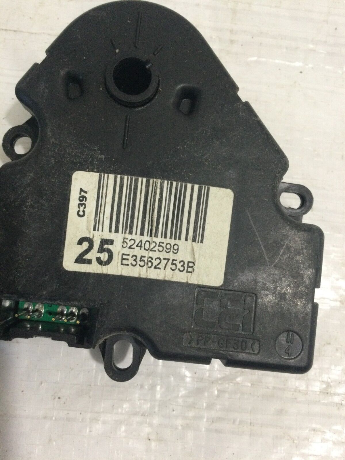 2007- 2010 Cadillac Escalade ESV Vacuum Valve 52402599 OEM