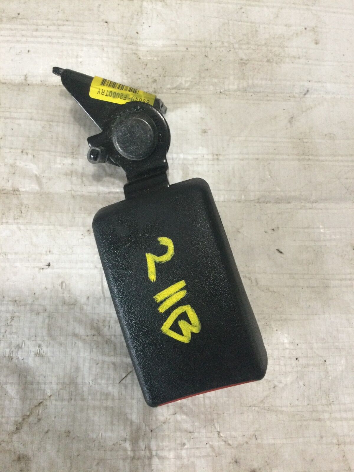 2017 Hyundai Elantra Rear Right Seat Belt Buckle OEM
