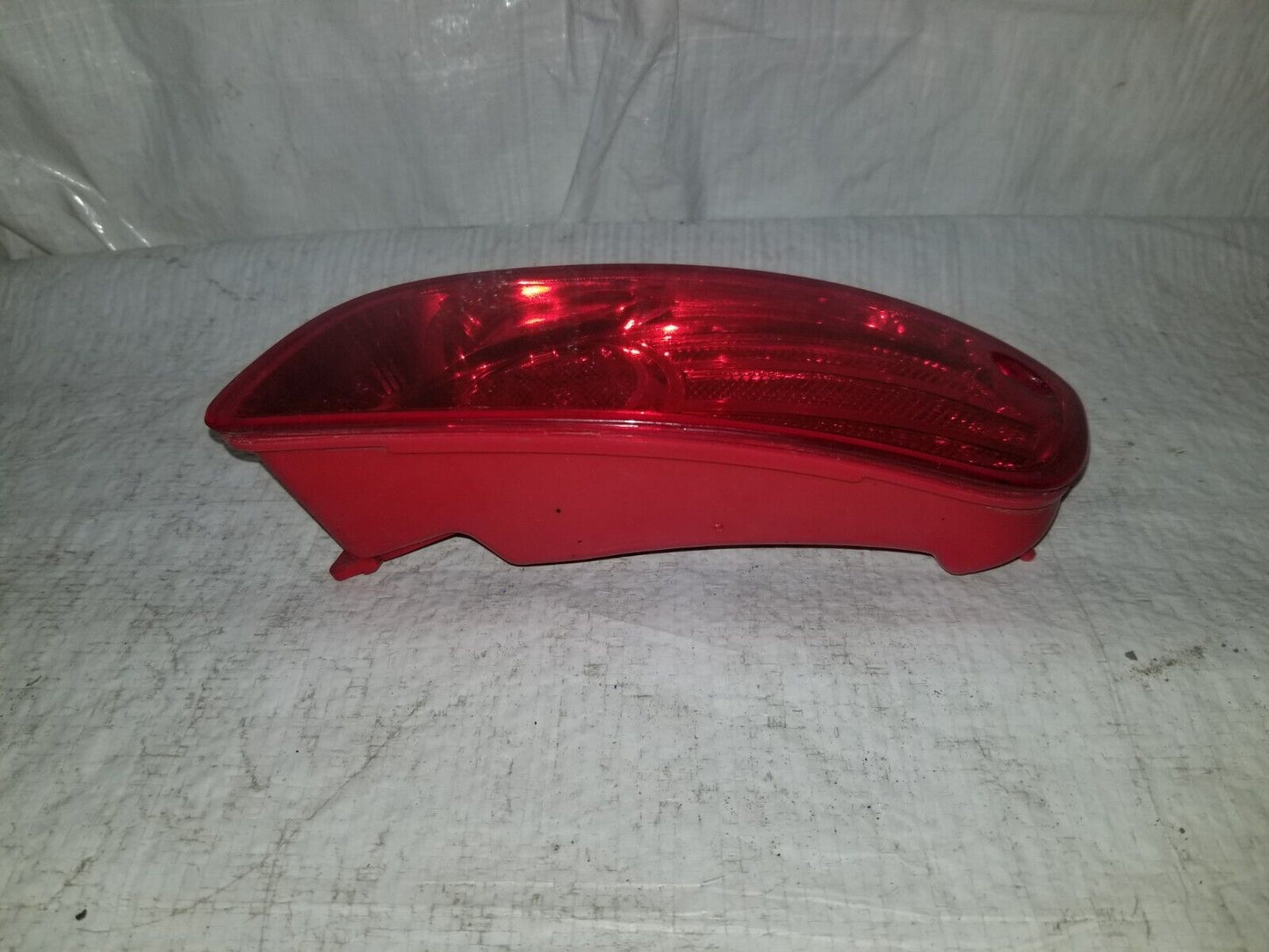 2007 Hyundai Santa Fe Right Passenger Side Rear Bumper Reflector 92409-2B010