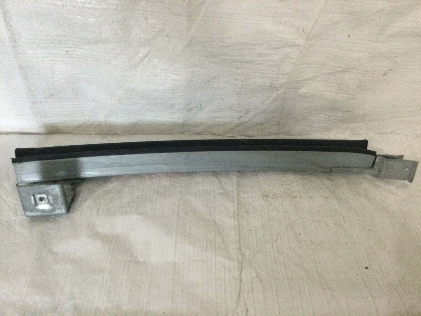 2017 Ford Explorer Front Left Window Glass Lower Channel OEM