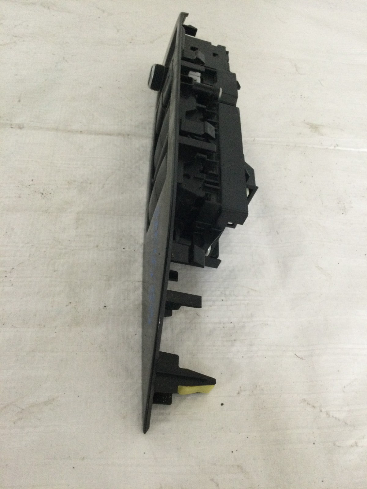2021 Toyota Corolla 2.0L Front Left Power Window Master Switch OEM 84040-12210