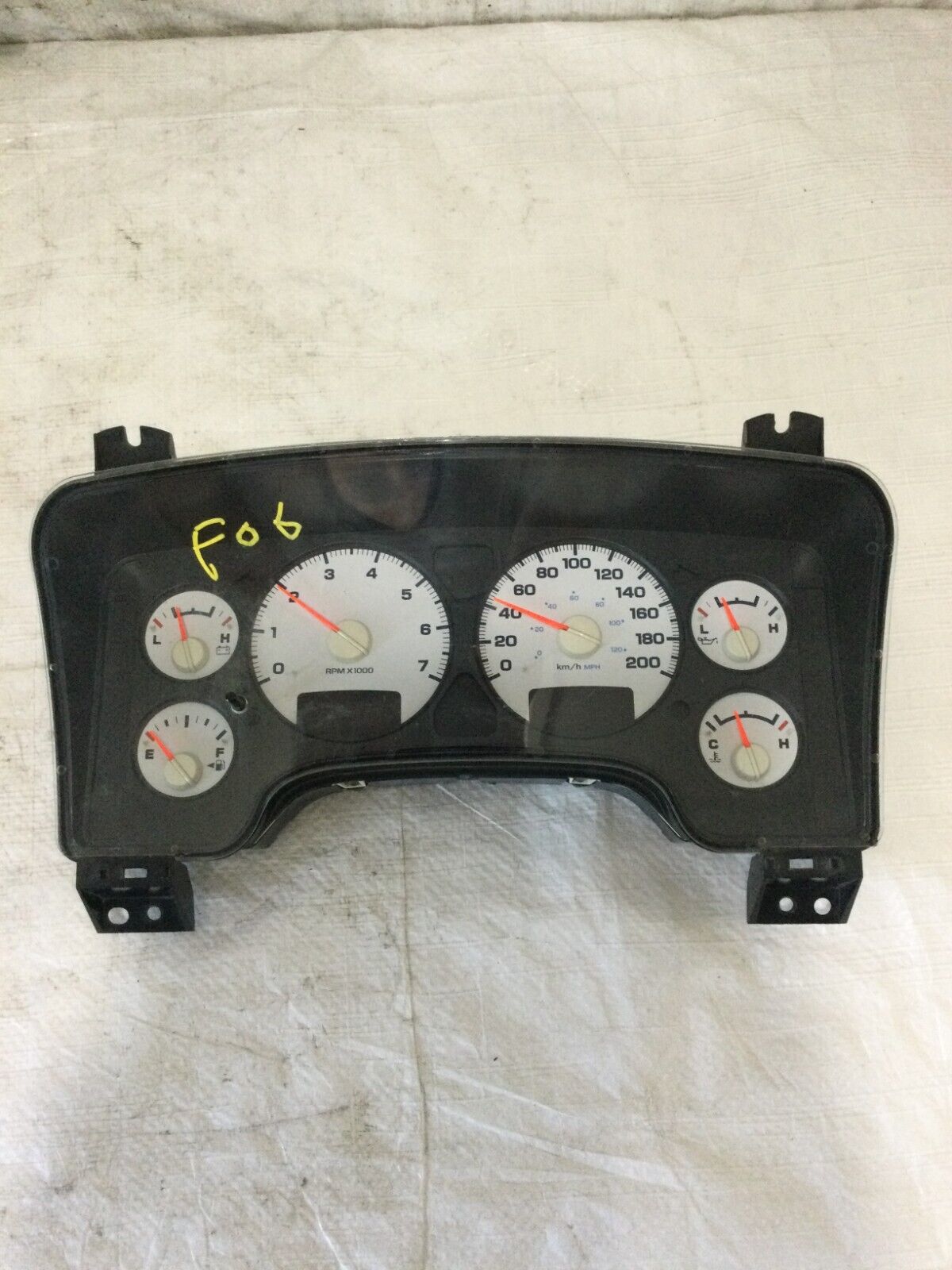 2005 Dodge Ram 1500 Speedometer Instrument Cluster  56051102AG OEM