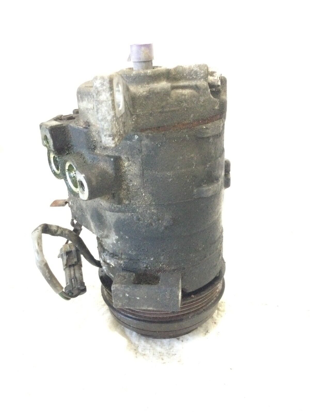 2006 GMC Savana 1500 A/C Compressor OEM 5.3L OEM