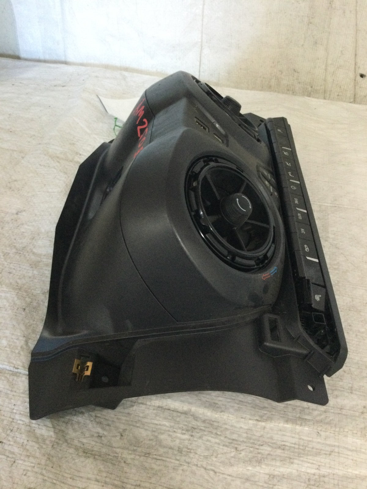 2019-2022 Chevrolet Blazer Climate Heater AC Control Panel OEM 84563761