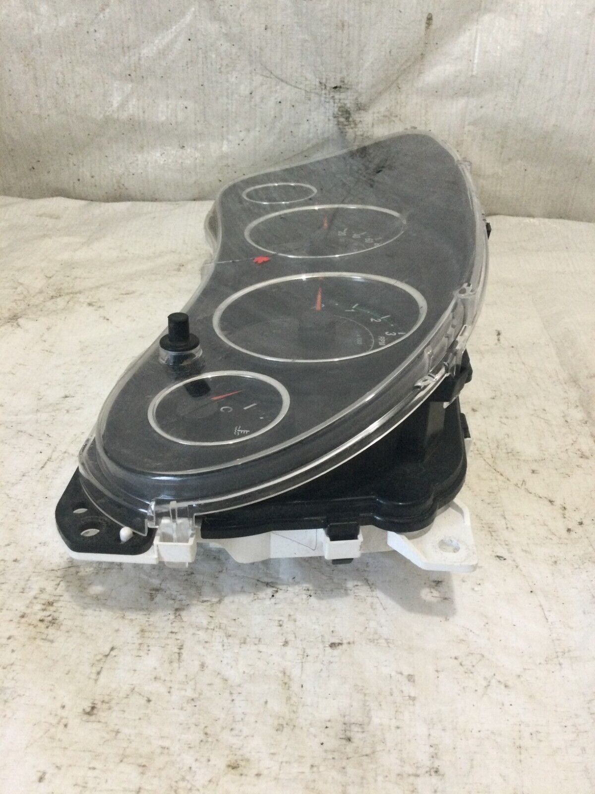2017 Jeep Warangler Speedometer Gauges Instrument Cluster OEM KPH
