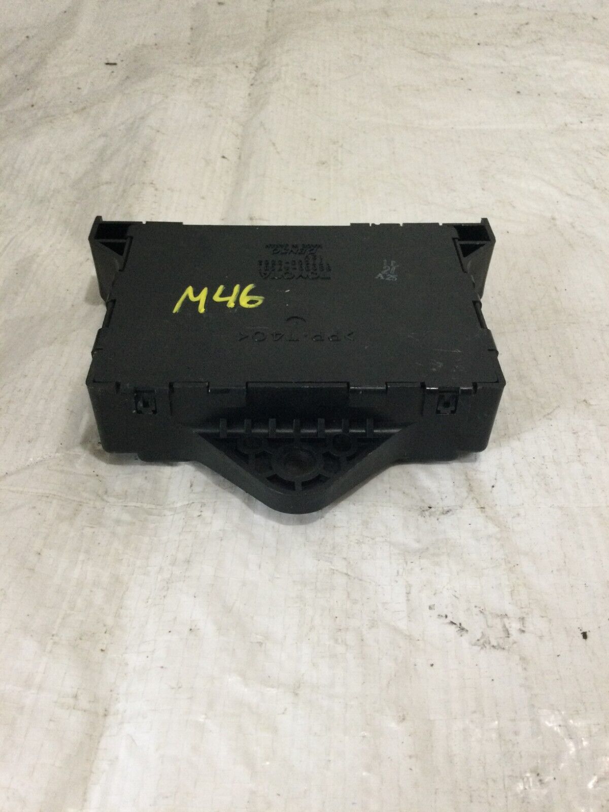 2004-2009 Toyota Prius Temperature Control Module  88650-47051 OEM