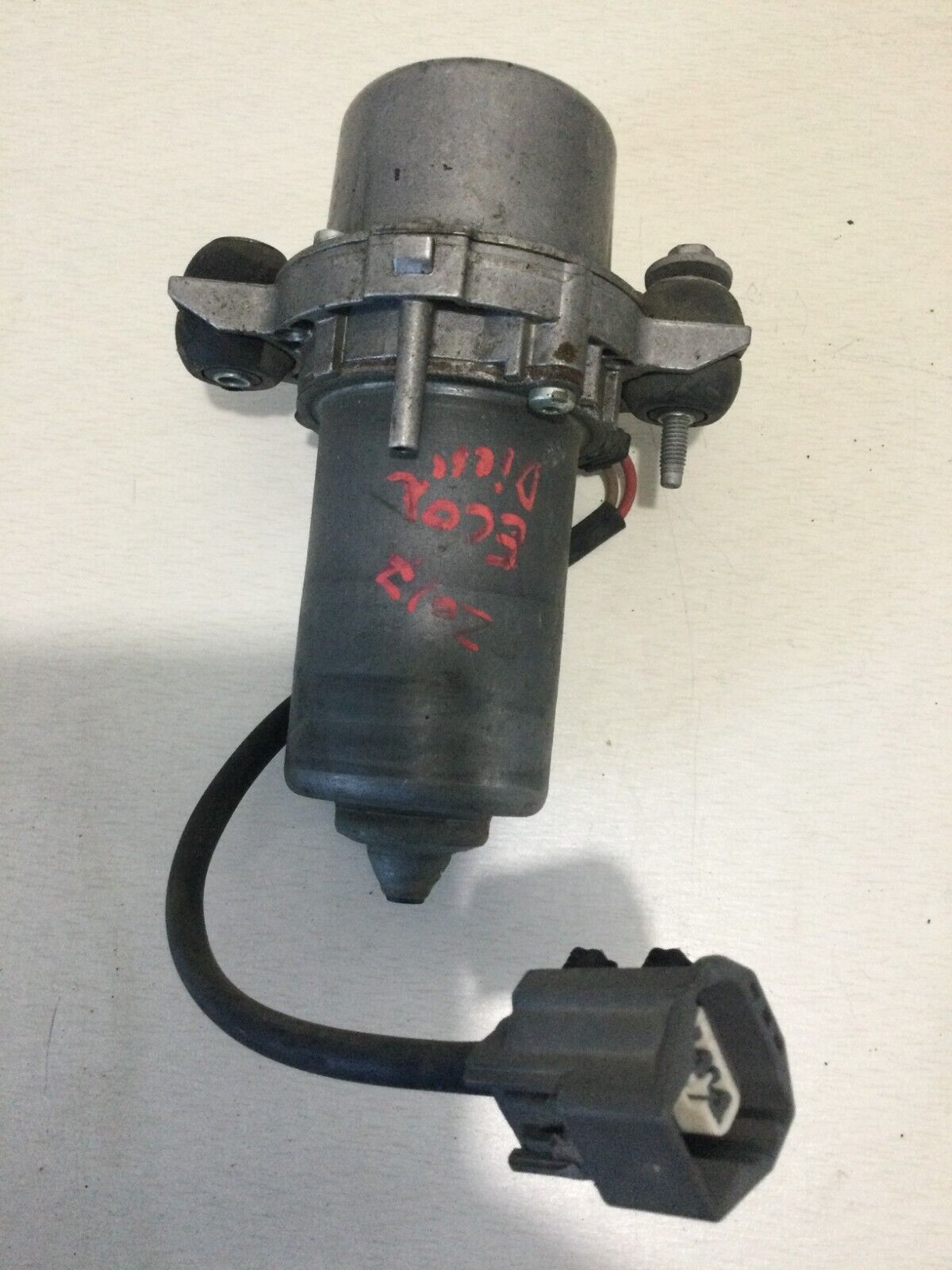 2017 Dodge Ram 1500 Brake Booster Vacuum Pump 3.0L 04581581AB OEM