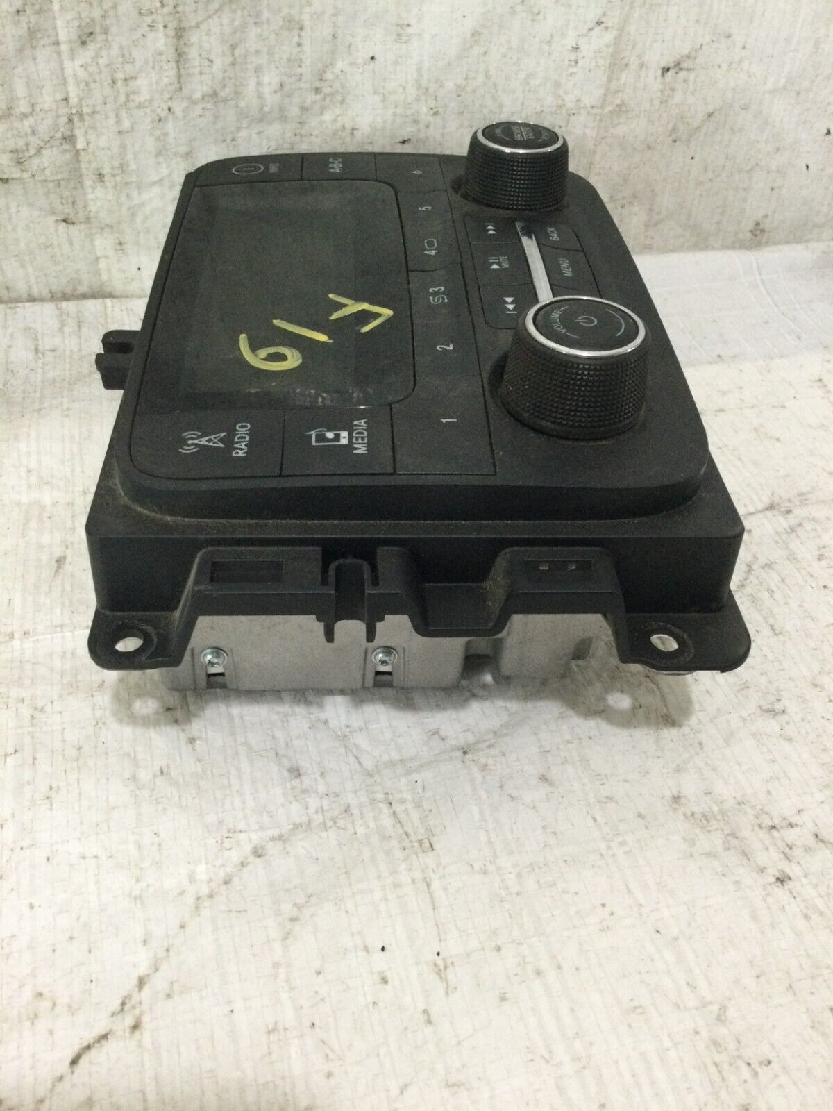 2018 Ram 1500 2500 VP1 Radio Media Head Unit Display Screen 68356524AB OEM