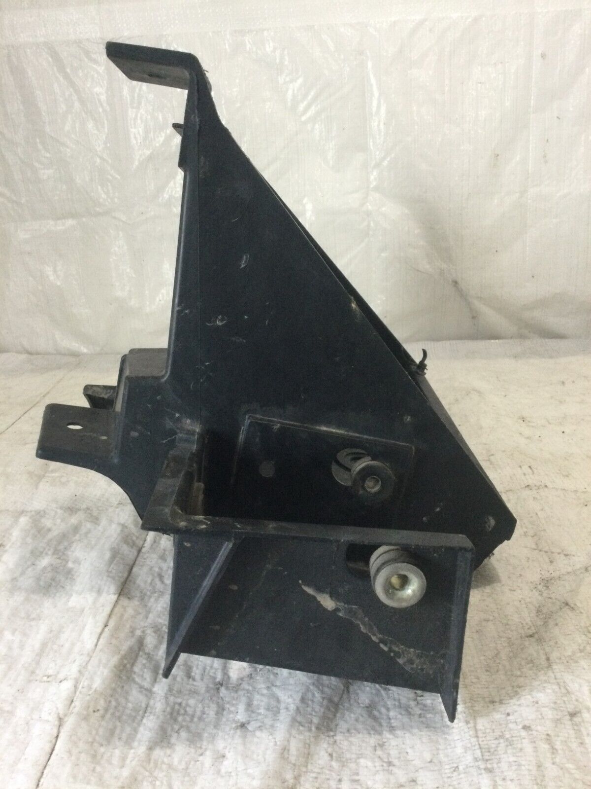 2002-2005 Dodge Ram 1500 2500 3500 Battery Tray Holder OEM 55275831AA