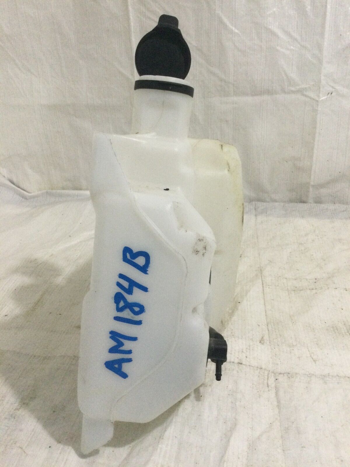 2019-2022 GMC Sierra 1500 Windshield Washer Flood Reservoir Bottle 84458191 OEM