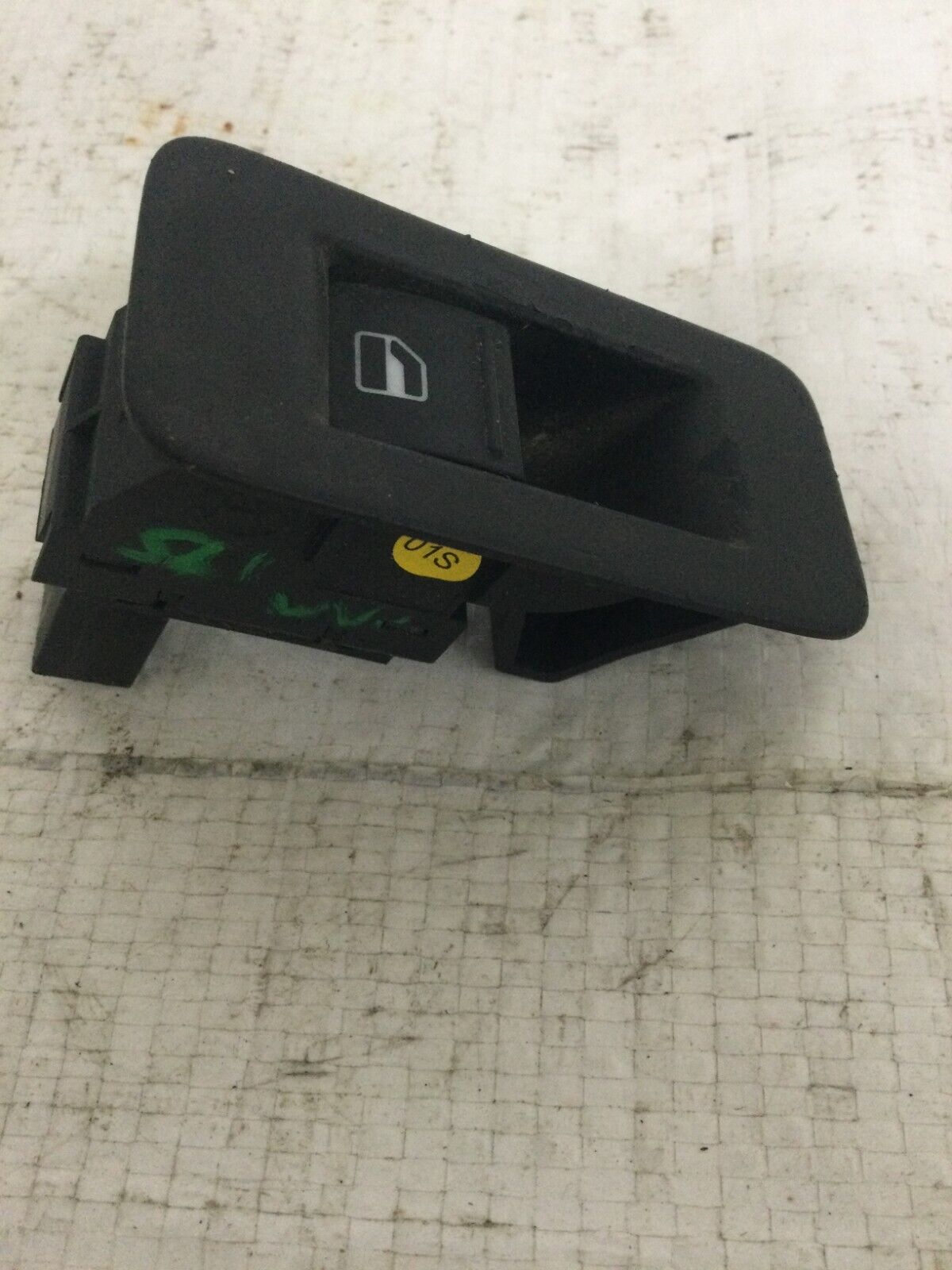 2007 Volkswagen Touareg Front Right Door Window Switch OEM 7L6959851A