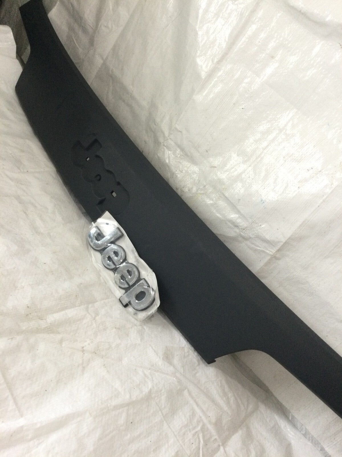 2018 Jeep Grand Cherokee Liftgate Molding Cover Panel OEM