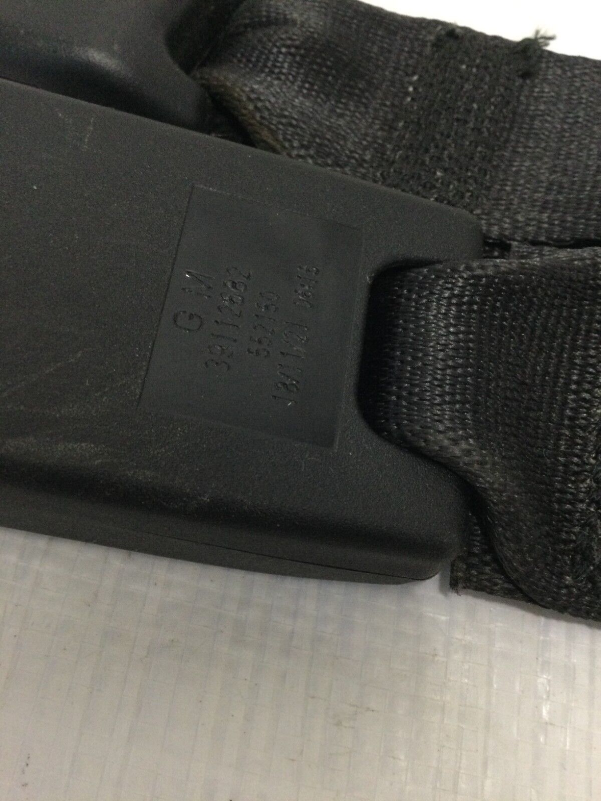 2018-2020 Buick Regal Rear Right Seat Belt Buckle OEM