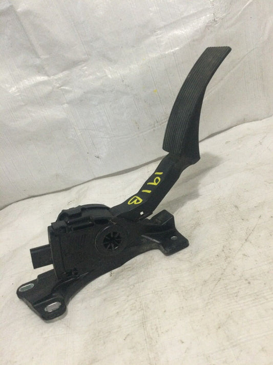 2012 Jeep Grand Cherokee Accelerator  Throttle Gas  Pedal   52124785AD OEM