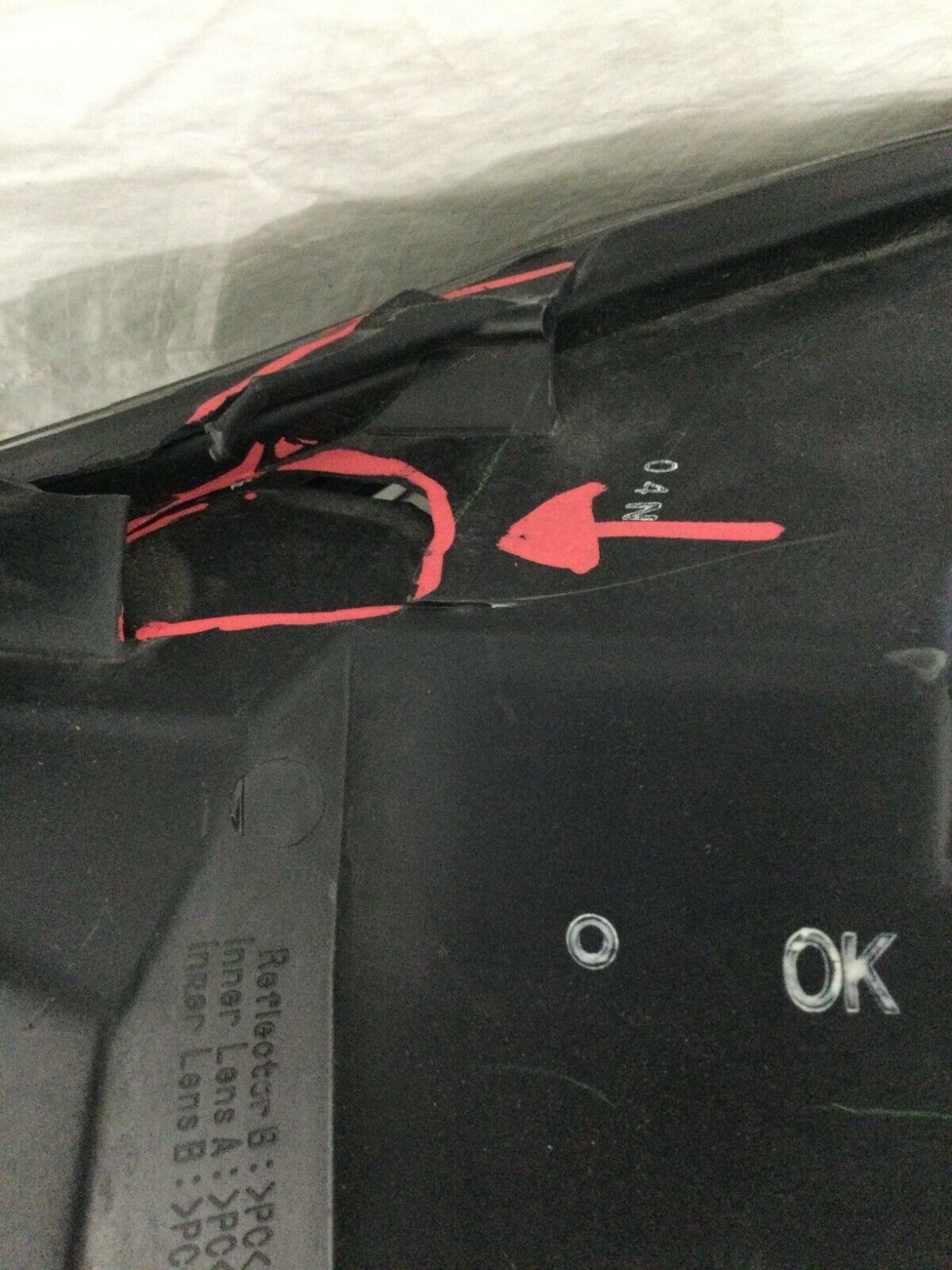2004-2008 Mazda 3 Sedan Headlight Right Passenger Side HID XENON OEM