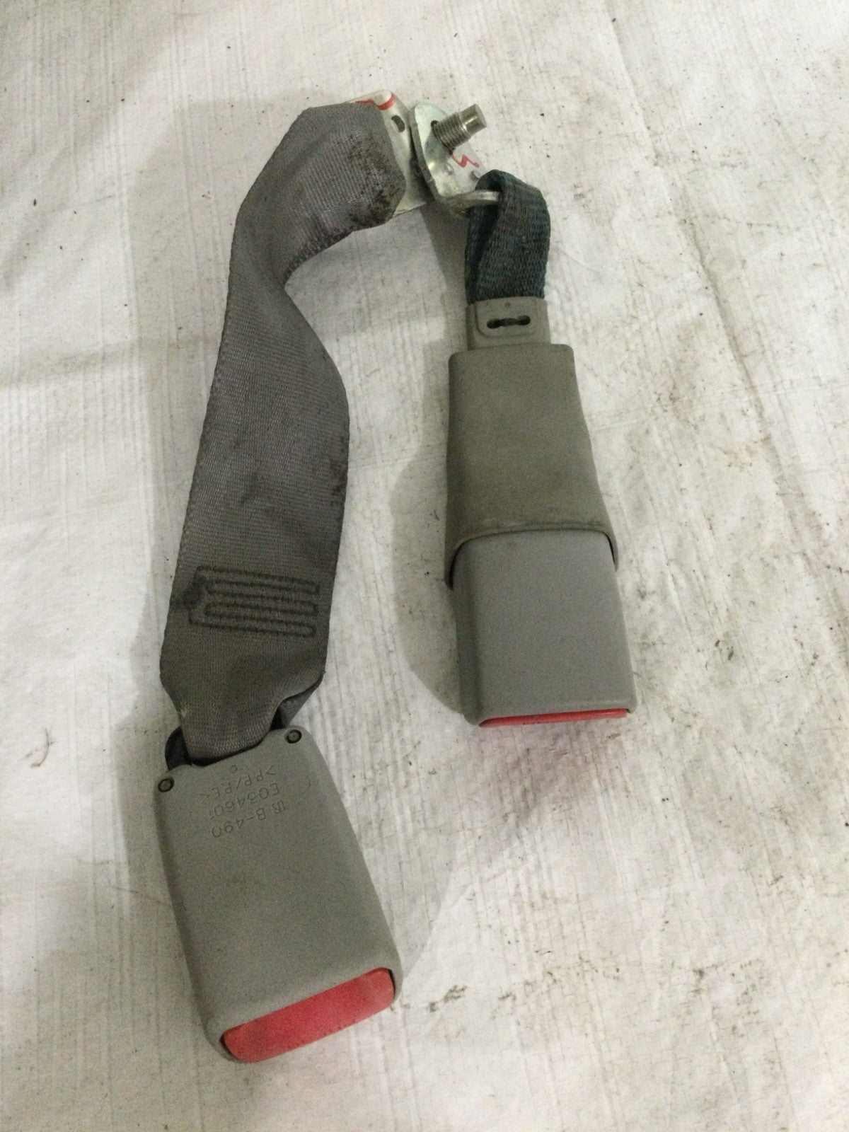 2007 Infiniti G35 Rear Center Buckle Seat Belt OEM