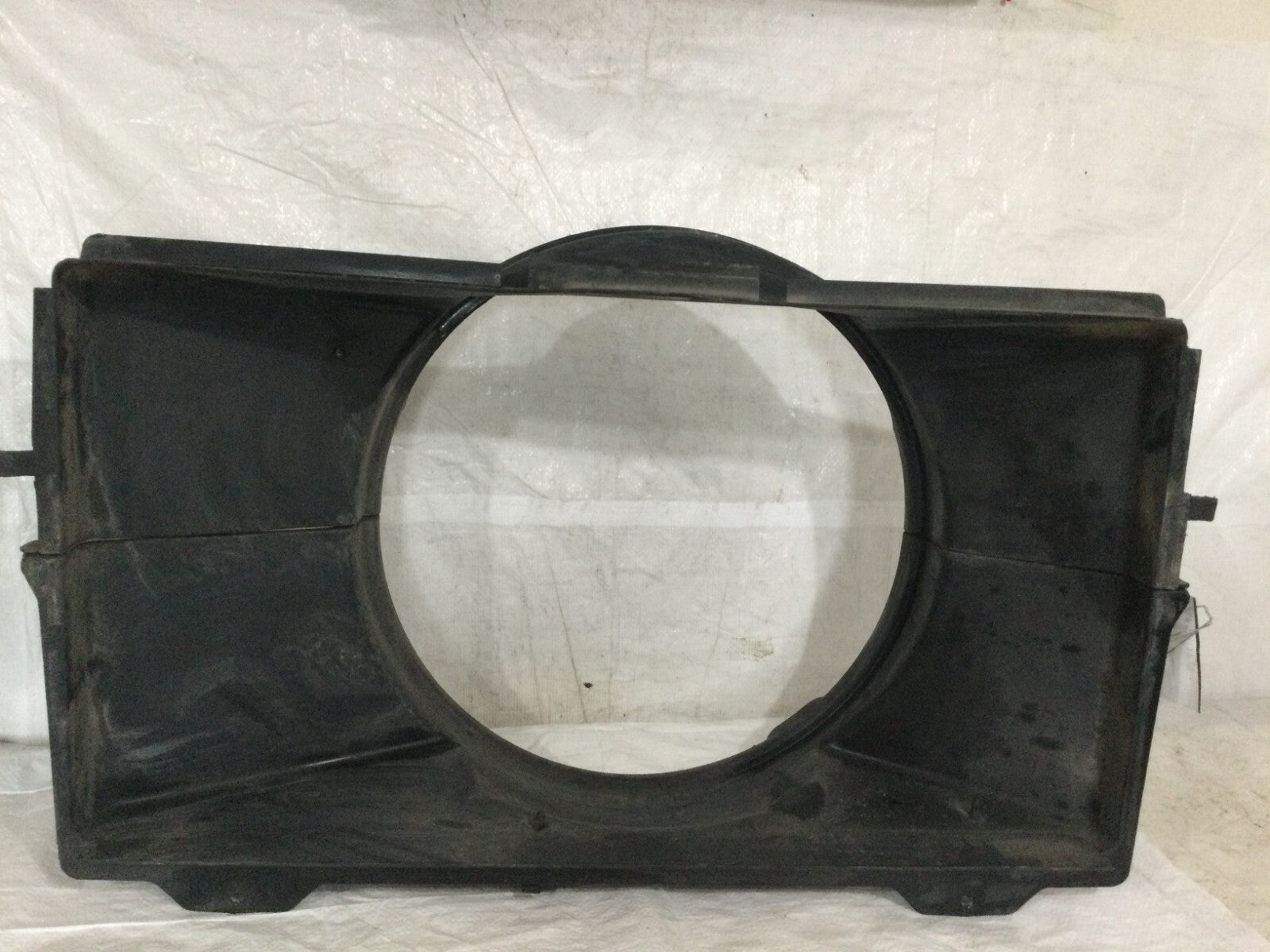 2001 Chevrolet Silverado 2500 Radiator Fan Shroud OEM