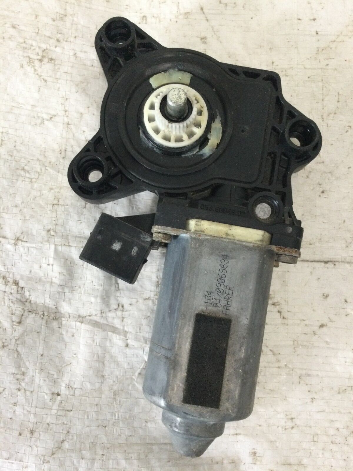 2004 Mercedes Benz S430 Front Right Power Window Motor OEM