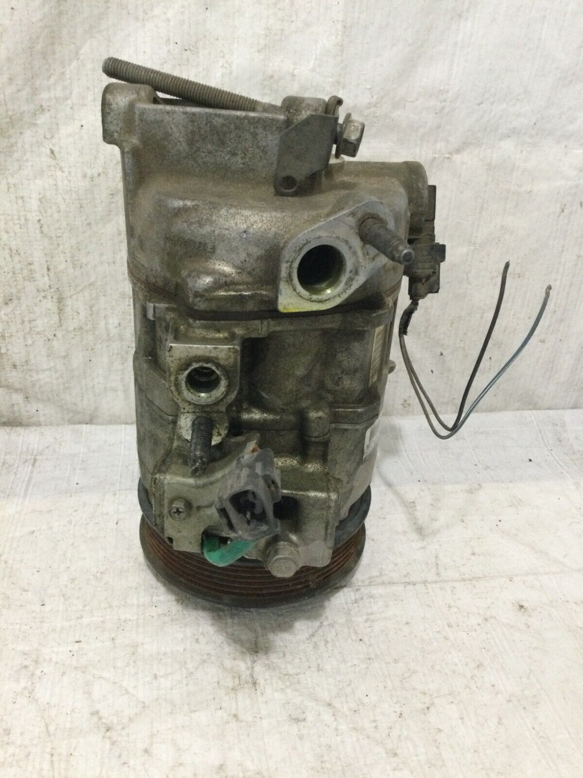 2018 RAM 1500 Air Compressor Assembly   68140664AD OEM