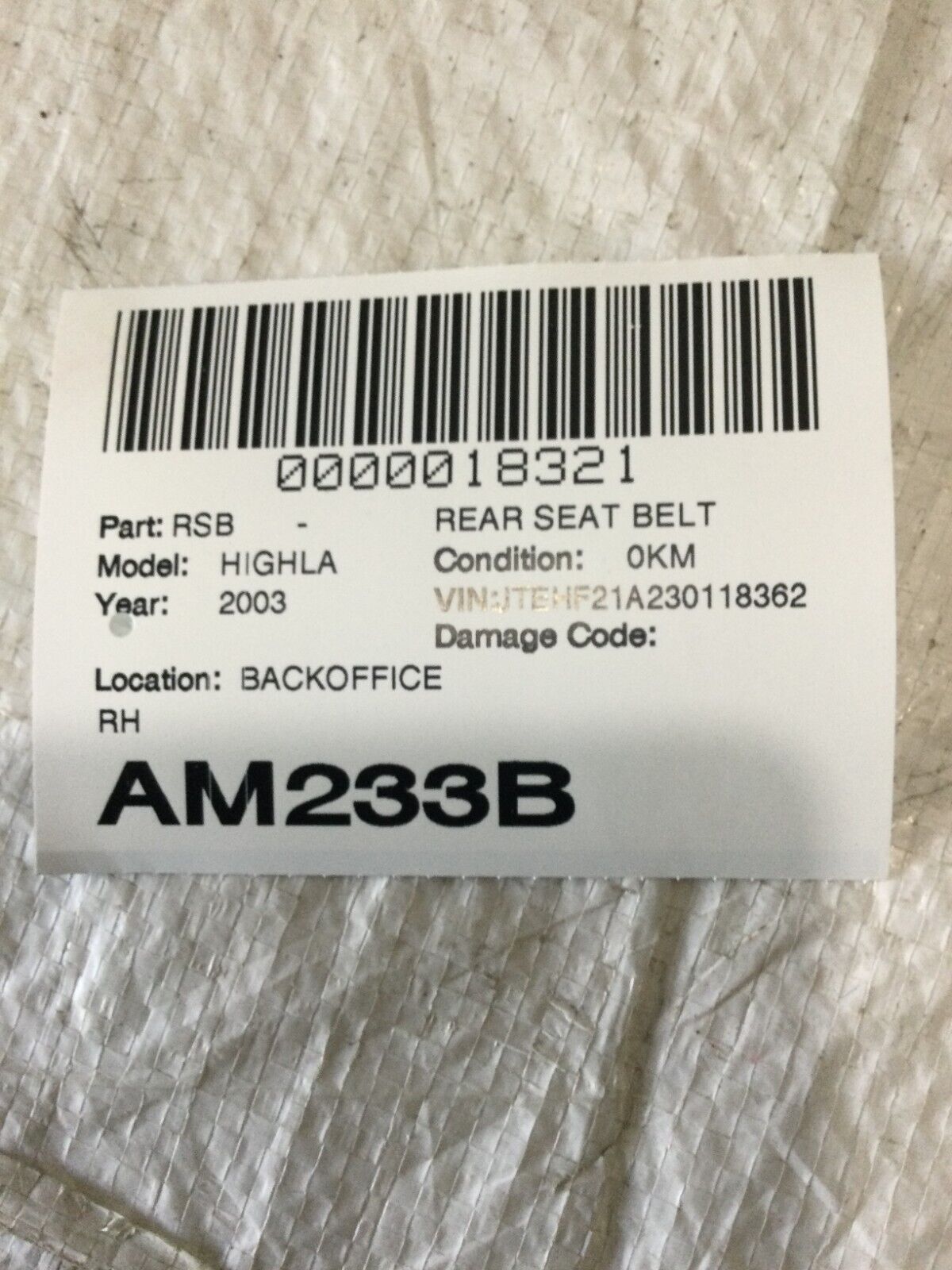 2003 Toyota Highlander Rear  Right Passenger  Side Seat Belt  OEM