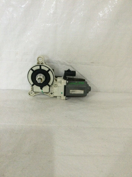 2012 Dodge Ram 2500 Front Right Power Window Motor OEM
