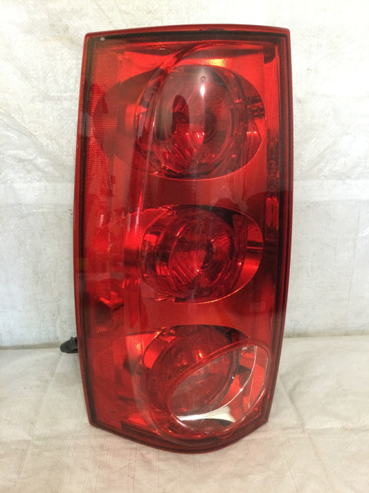 2008 GMC Yukon Left Driver Side Tail Light Assembly OEM 335-1930L-AS