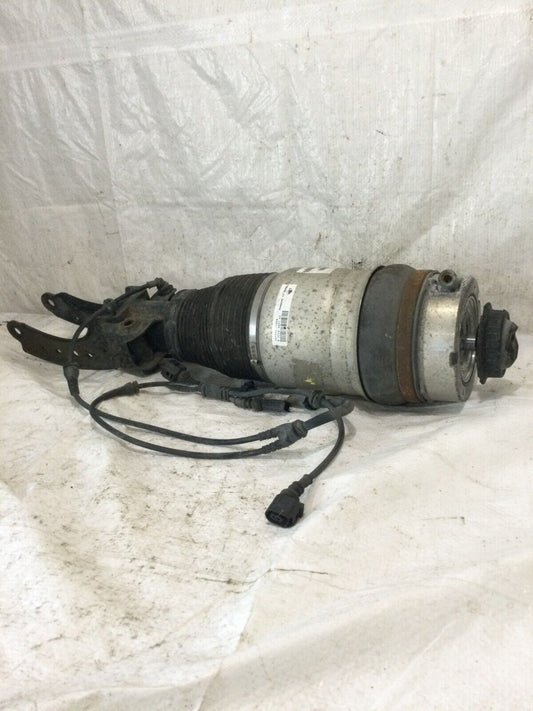 2007 Volkswagen Touareg Front Right Air Shock Strut Absorber 7L6412022AG OEM