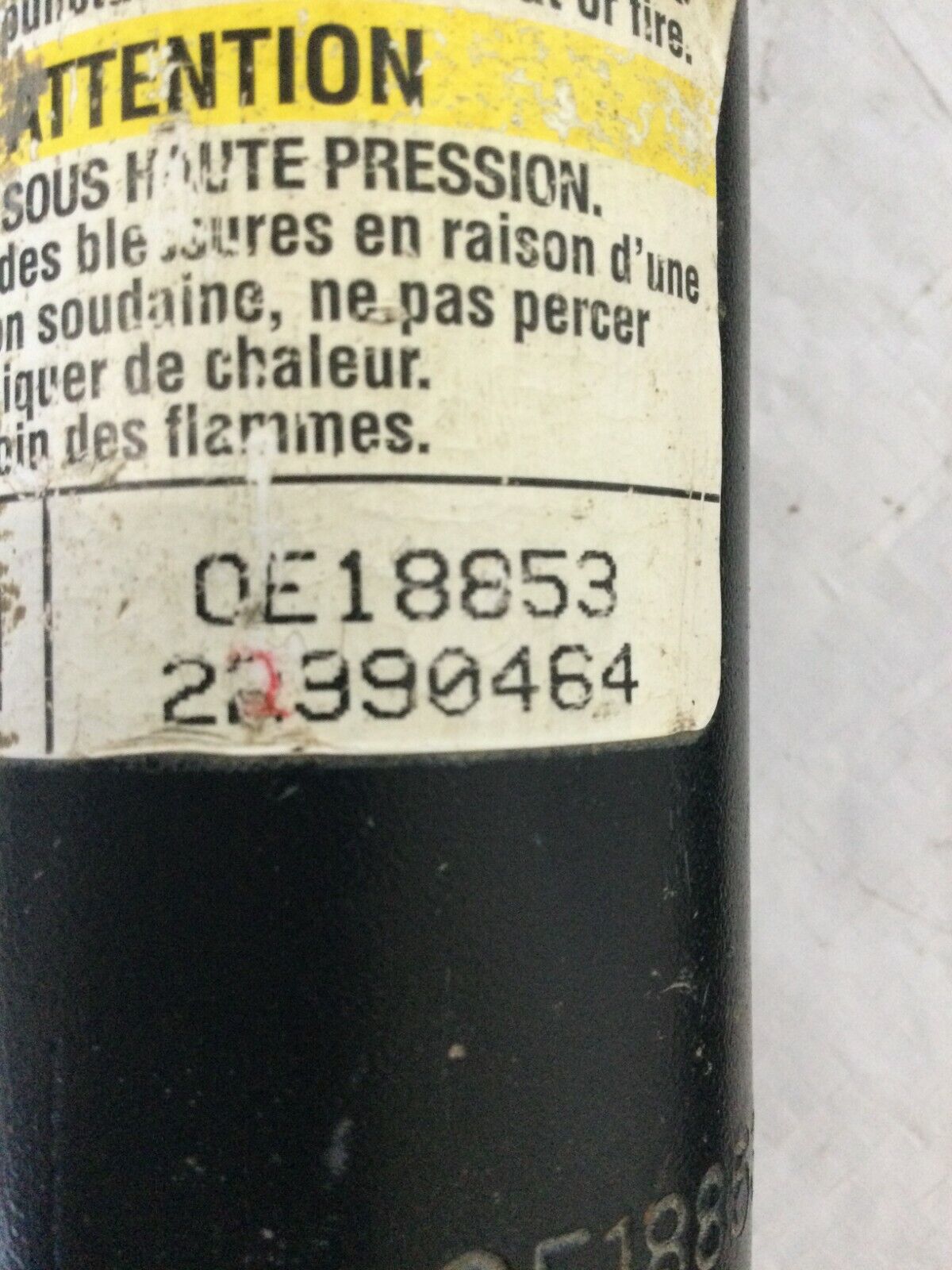 2019 GMC Sierra 2500HD 22990464 Front Shock Absorber Pair OEM