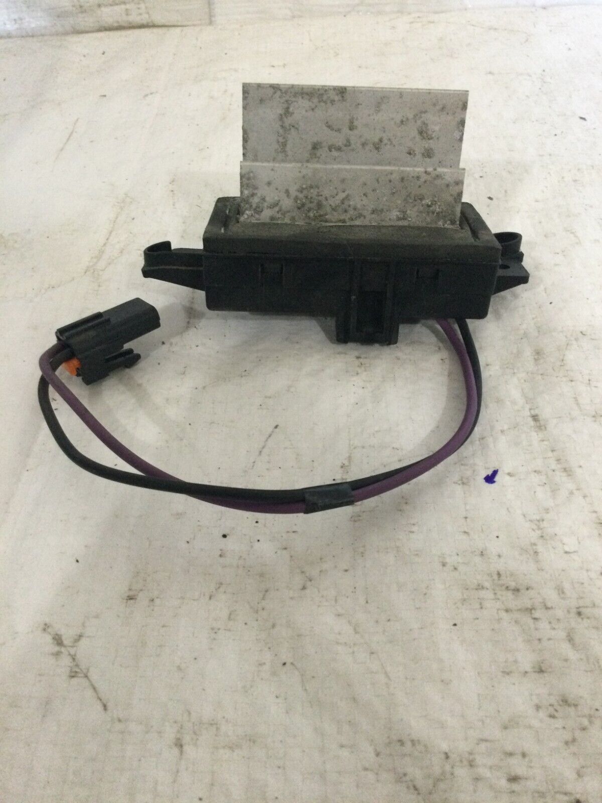 2003-2006 Cadillac Escalade EXT Front Blower Motor Resistor Module OEM 52495874