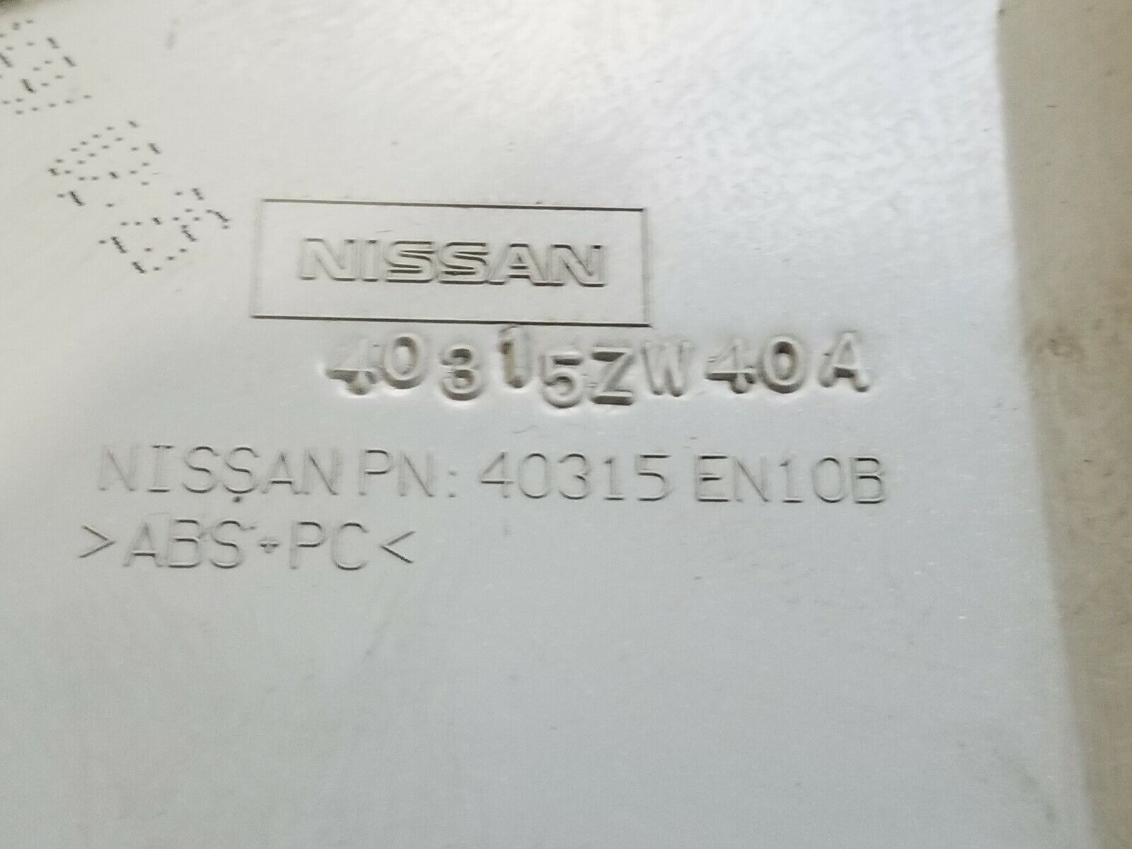 2007-2009 Nissan Versa 15" Wheel Cover Hubcap 40315-EN10B OEM