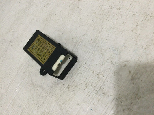 2016 Kia Sorento Heated Seat Relay Module OEM 88196-A5150