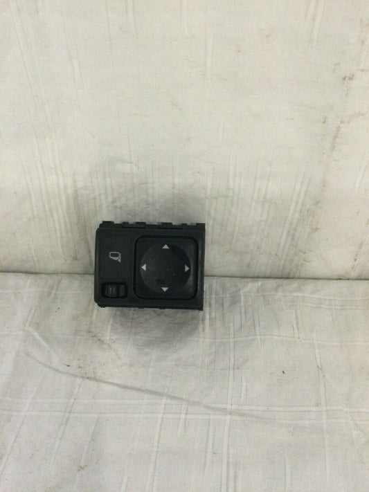 2005 Nissan Xterra Mirror Positioning Switch OEM