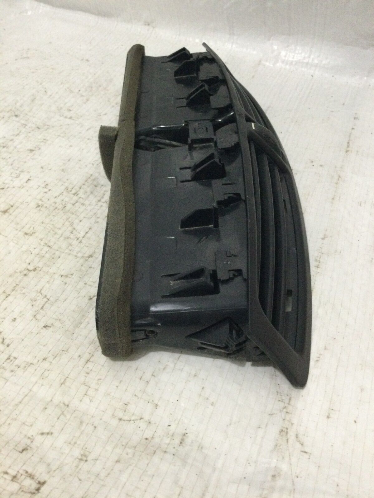 2017-2019 Ford Escape A/C Heater Middle Air Vent OEM