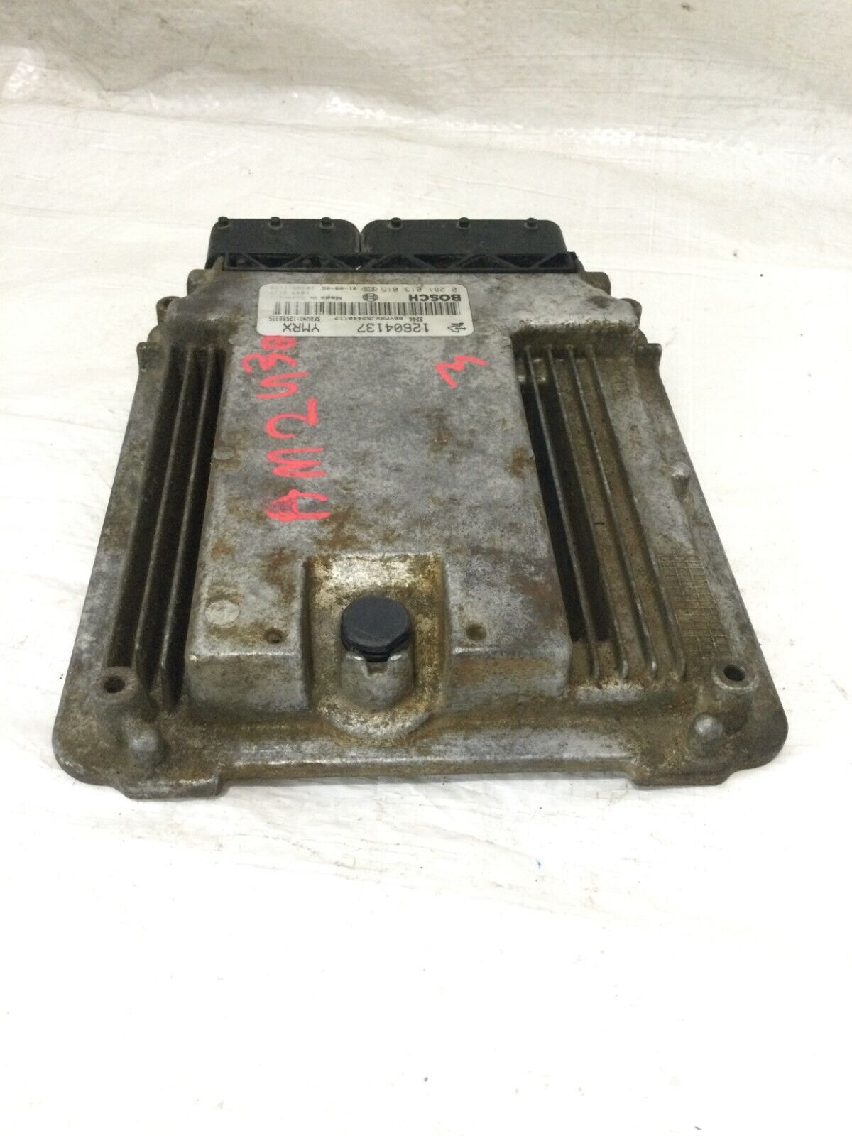 2006 GMC Sierra 2500HD  ECM Engine Control Module  12604137 OEM