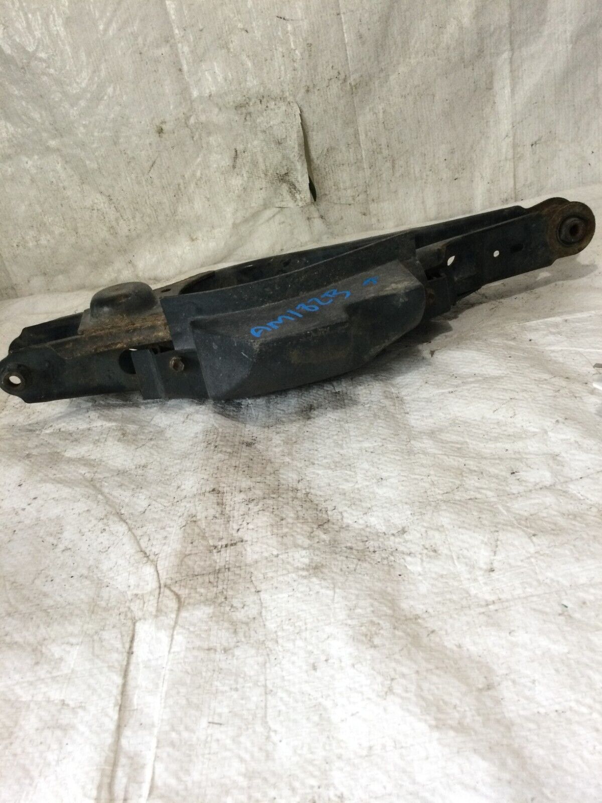 2016 Toyota Rav4 Lower Control Trailing Arm Rear Right OEM
