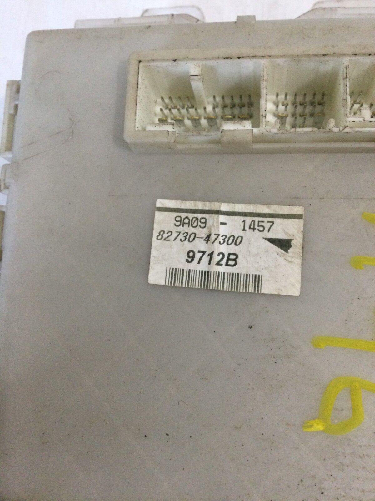 2005-2009 Toyota Prius Under Dash Relay Cabin Fuse Box OEM 8273047300