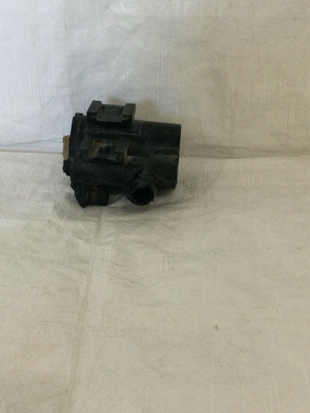 2019 GMC Sierra 2500HD Canister Purge Valve 6.0L OEM 6599350